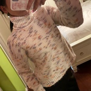 Sweater w/turtleneck